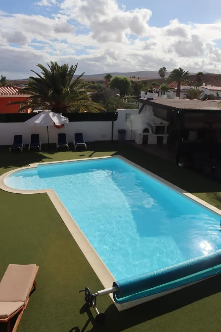 Villa De Lujo Que Mira Al Mar La Oliva