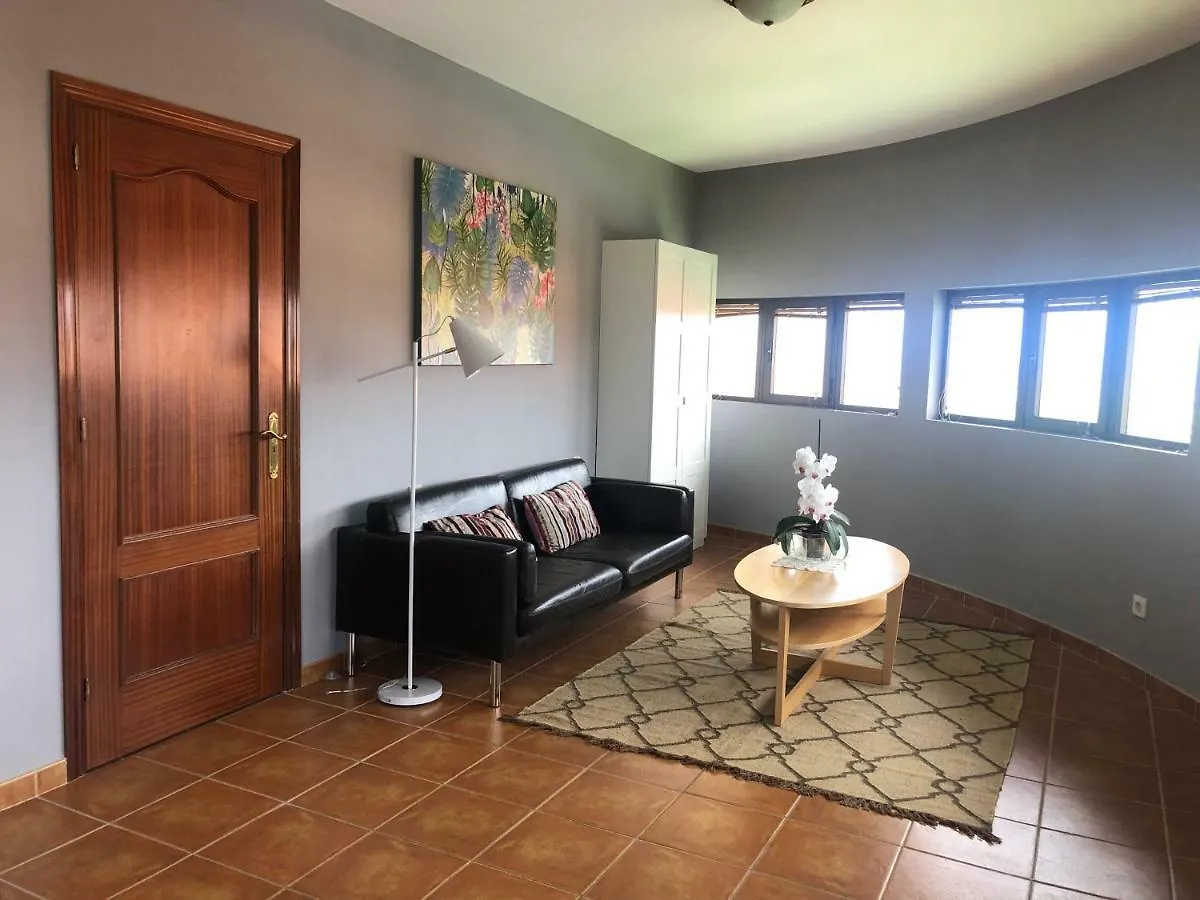 Villa De Lujo Que Mira Al Mar La Oliva